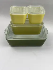 Pyrex Verde Refrigerator Dishes w/ Lids