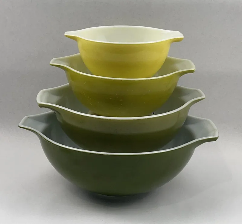 Set 4 Pyrex Verde Cinderella Bowls from auction in Dundee, Ohio — image 10