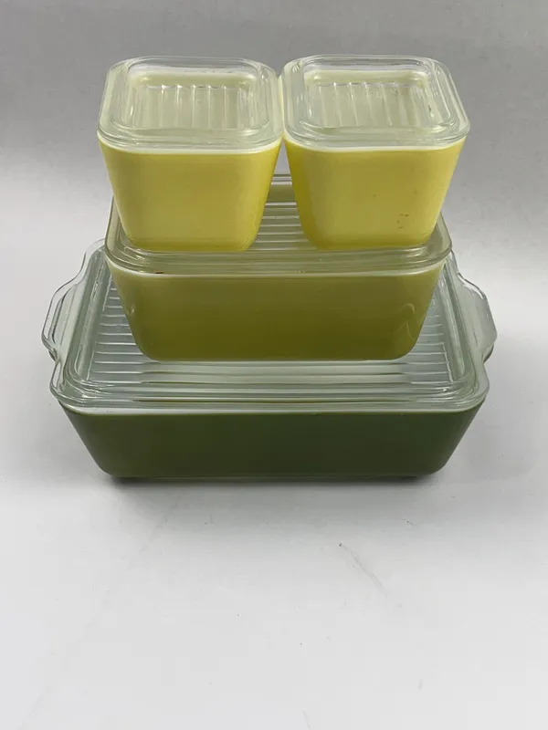 Pyrex Verde Refrigerator Dishes w/ Lids from auction in Dundee, Ohio — image 11