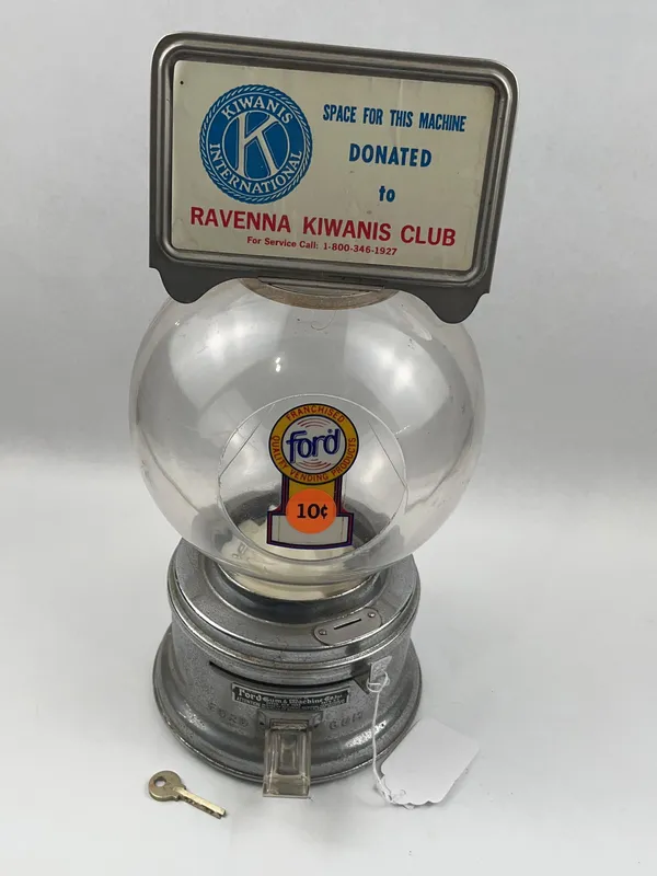 Ford Gum Co. Gumball Machine w/ Kiwanis from auction in Dundee, Ohio — image 21