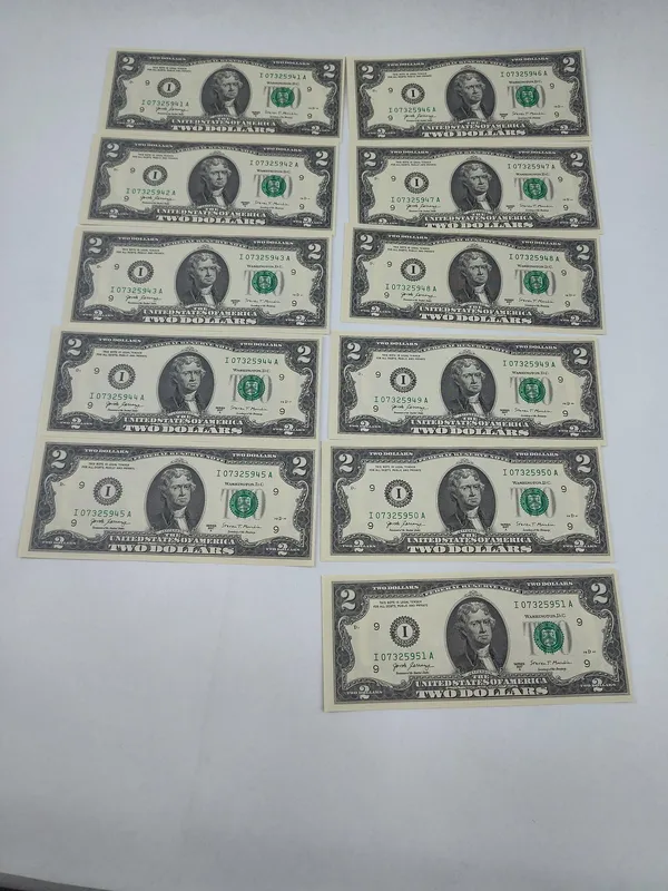 Set US $2 Federal Reserve Notes, 2017 A from auction in Dundee, Ohio — image 37