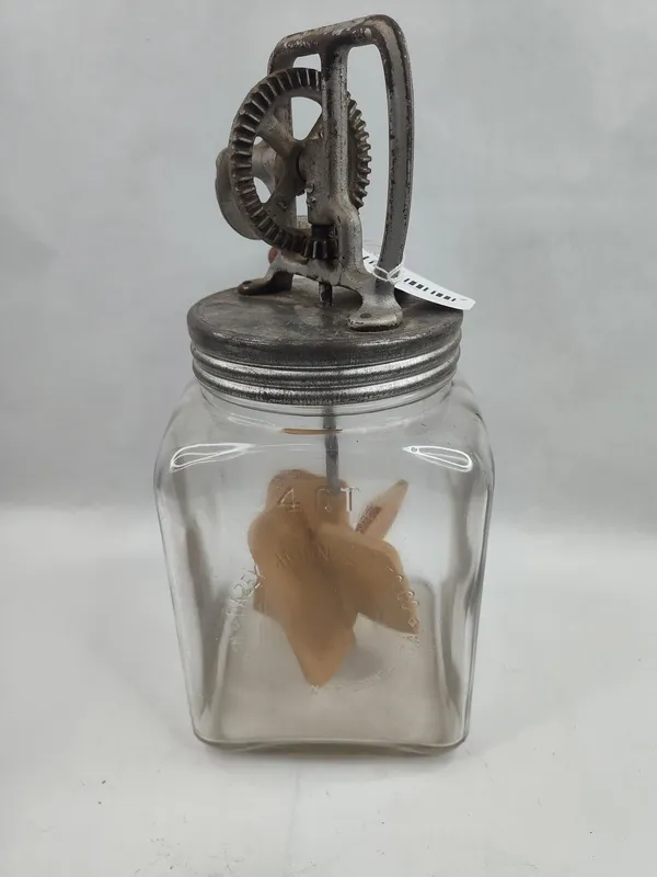 Dazey Churn & Mfg. Co. Glass Churn from auction in Dundee, Ohio — image 8