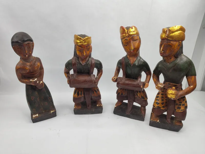 Balinese Carved Wood Musician Figures from auction in Dundee, Ohio — image 33