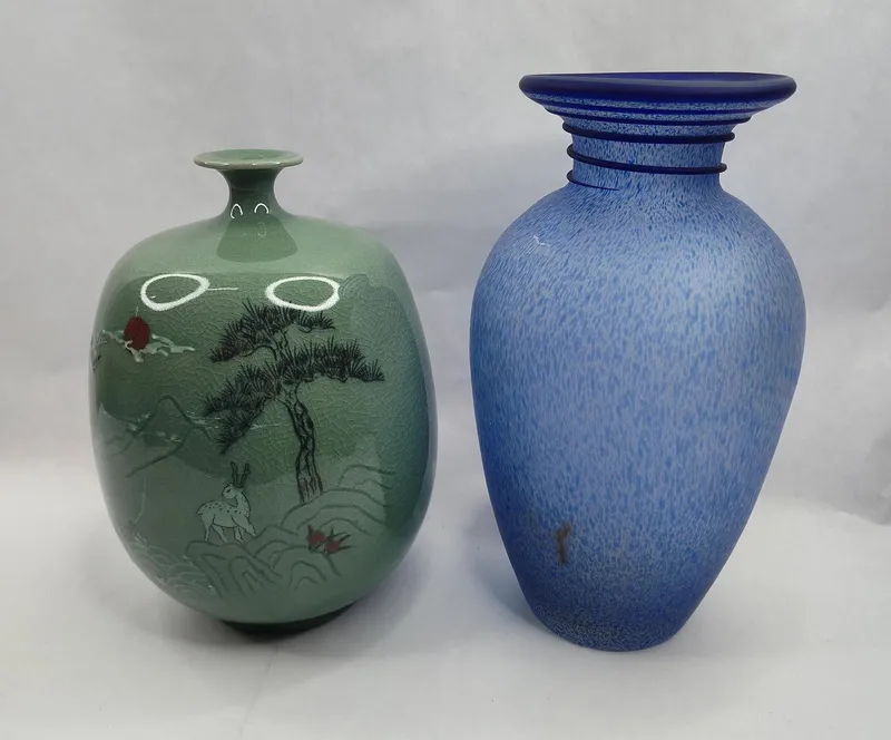 Pair Vases: Celadon & Art Glass from auction in Dundee, Ohio — image 28