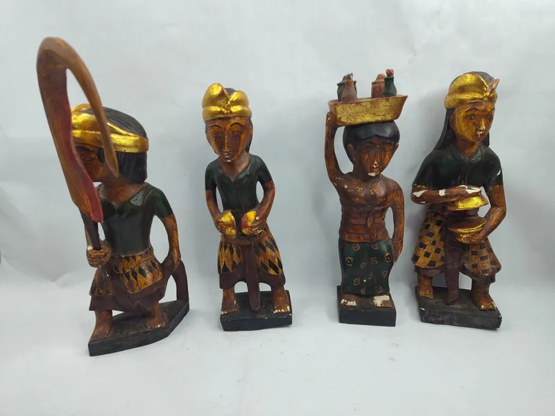 Indonesian Gilt Painted Wood Figures from auction in Dundee, Ohio — image 34
