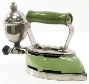 Coleman Model 5 gas iron