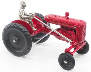 Arcade Farmall CultiVision tractor