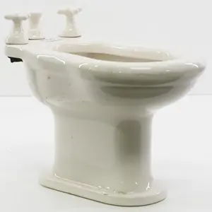 Salesman sample Thos. Maddocks & Sons bidet!