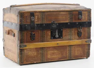 Child-size wooden traveling trunk
