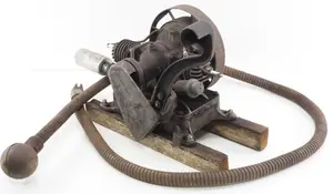 Maytag twin-cylinder engine