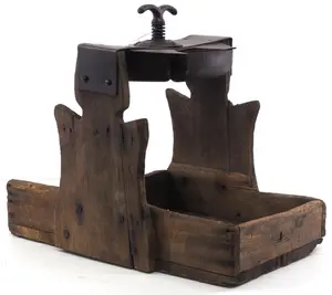 Farrier's tool box with spinning nail caddy