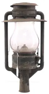 No.9 Globe Street Lamp