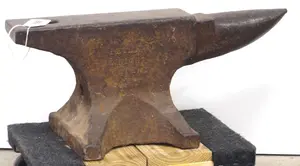 Peter Wright anvil with hardy & pritchel holes