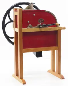 Salesman sample Buchs corn sheller, WOW!