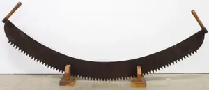 Crescent-shaped 2-man ice saw