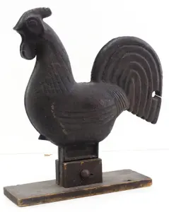 Cast iron rainbow-tail rooster windmill weight