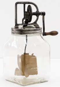 Dazey No.40 glass hand-crank butter churn