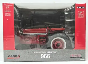 Case International Harvester 966 Tractor