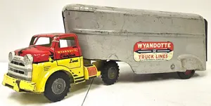 Wyandotte Chieftain Truck Lines Truck and Trailer