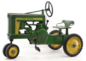Eska John Deere Pedal Tractor