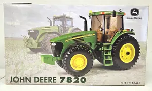 John Deere 7820 Tractor