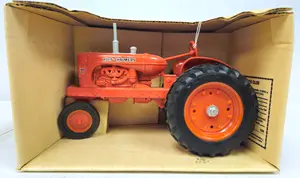 Allis Chalmers WD-45 NF Antique Tractor