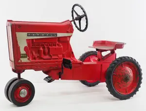 Eska Farmall 806 Pedal Tractor