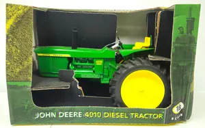 1/8 Scale John Deere 4010 Diesel Tractor