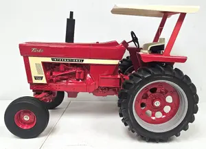 1/8 Scale International Farmall 1066 Turbo WF Tractor