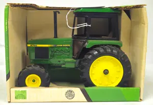 John Deere WF 2755 Utility Tractor