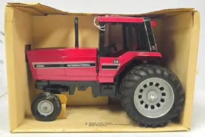 International 5288 Tractor with Cab