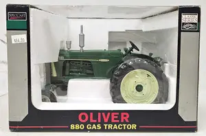 Oliver 880 Gas Tractor