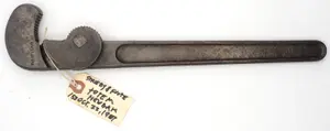 "Strieby & Foote Totem Newark N.J. U.S.A."
