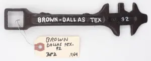 9''L "Brown - Dallas Tex 92"
