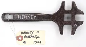 7.5''L "Henney C"