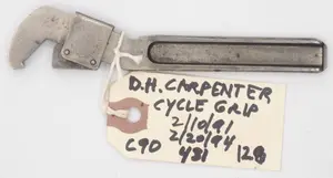 5''L D H Carpenter Patented