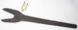 19.75''L "S" Alligator wrench