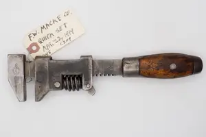 10.25''L "Quickset Wrenches F.W. Macke & Co"