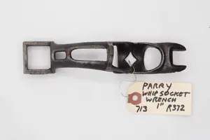 6.75''L "Parry" whip socket