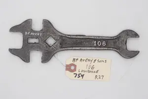7.75''L BF Avery & Sons "106"