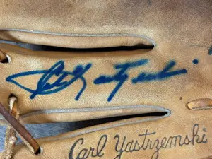 Carl Yastrzemski Signed Spalding Player Model Mitt