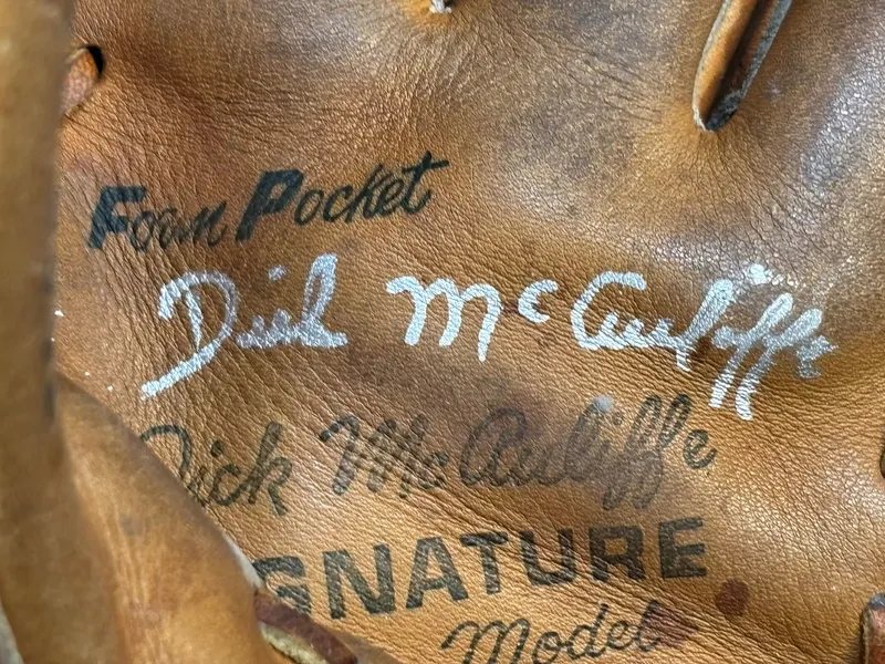 Dick McAuliffe Signed Spalding Player Model Glove from auction in Jackson, Michigan — image 42
