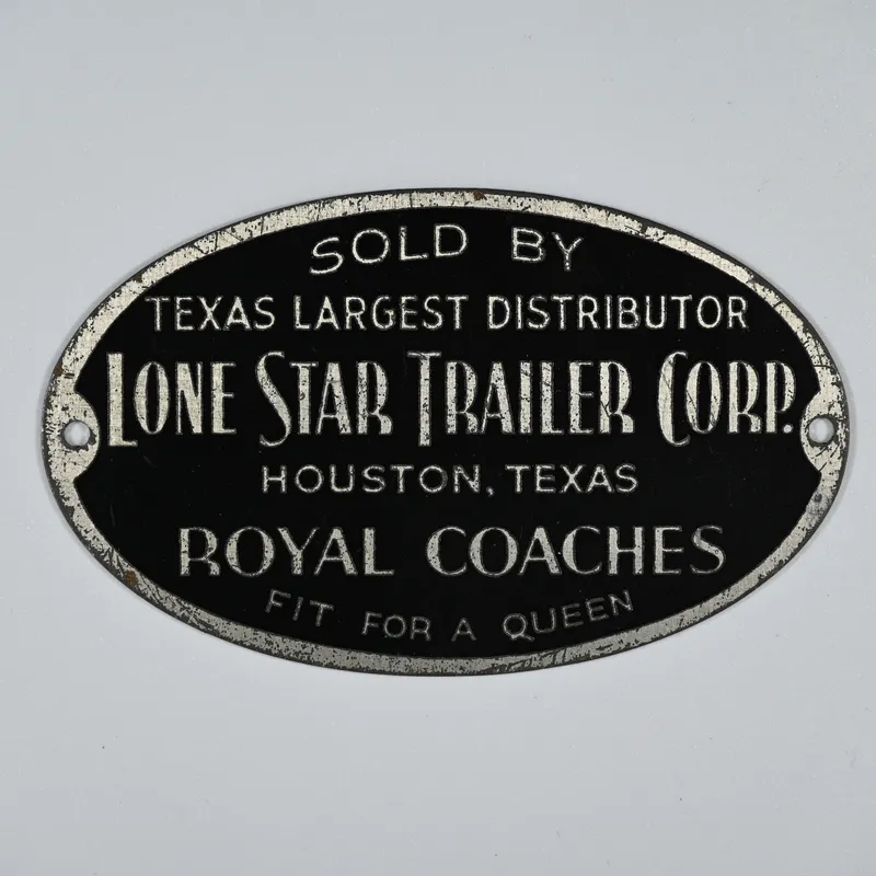 Lone Star Trailer Corp - Royal Coaches Dealer Plate from auction in Winnetka, Illinois — image 44
