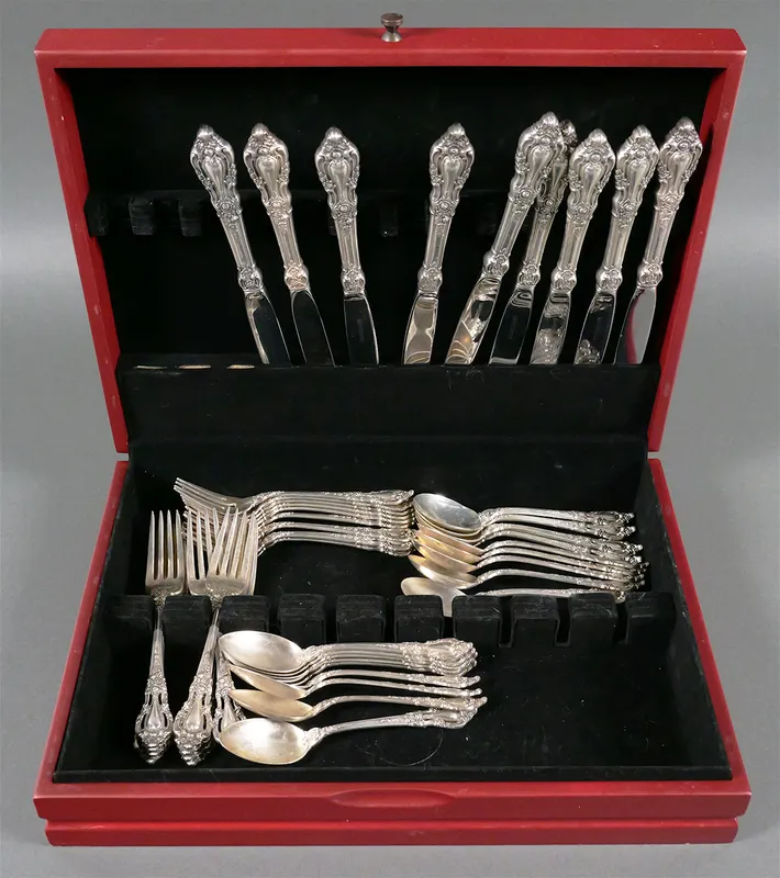 45pc Lunt Eloquence Sterling Silver Flatware from auction in Clearwater, Florida — image 17
