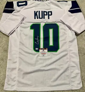 Sports & Entertainment Memorabilia Auction — image 1