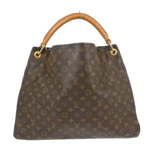 26942 | Thursday Handbag Vault: Designer Icon — image 1