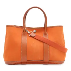 261107 | Saturday Essentials: Handbags – NY Elizabeth