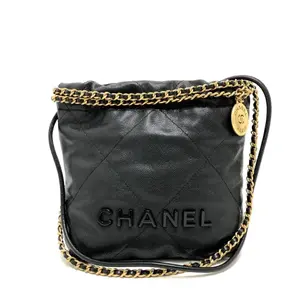 261139 | Iconic Silhouettes: Luxury Handbags – NY Elizabeth