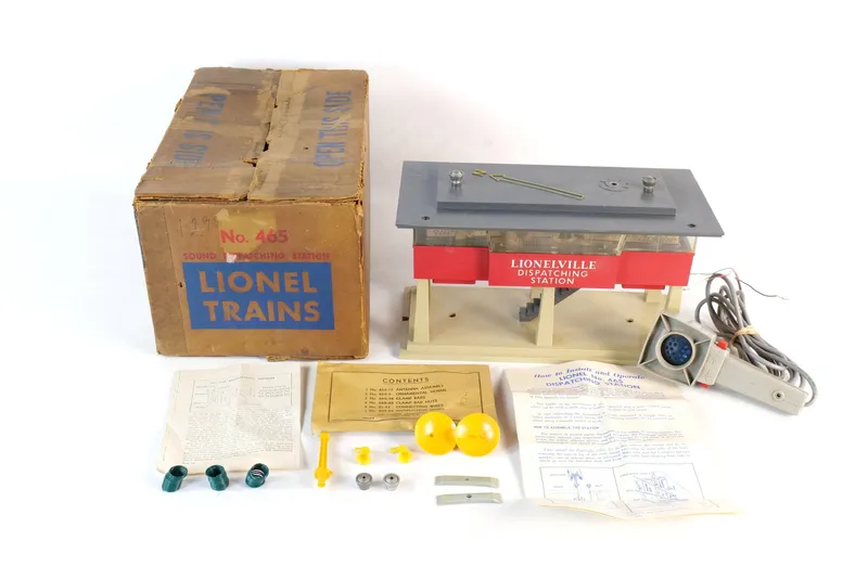 Vintage Postwar Lionel No. 465 Sound Dispatching Station from auction in Williamstown, New Jersey — image 14