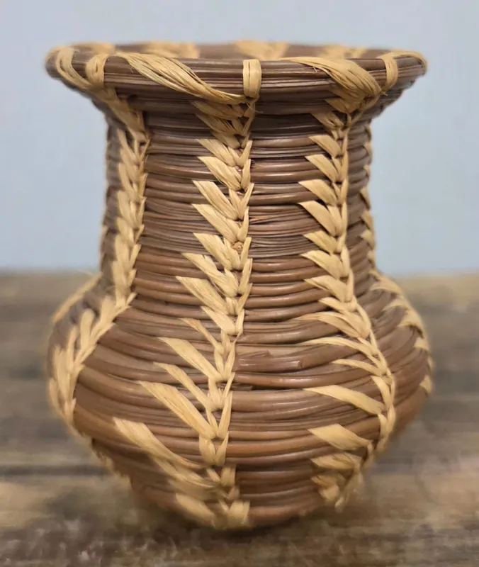 Coushatta Native American Hand Woven Basket from auction in Bogart, Georgia — image 25